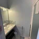L'oustaloise - Et Table D'hotes Pres De Beziers- Alex Est Cuisinier De Metier- Piscine Avec Transats Et Parasols Terrasse Parking Prive Et Garage A Velos Motos- Labellisee Accueil Velo Et Vignoble Et Decouverte 3*