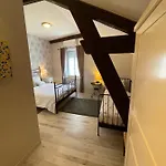 L'oustaloise - Et Table D'hotes Pres De Beziers- Alex Est Cuisinier De Metier- Piscine Avec Transats Et Parasols Terrasse Parking Prive Et Garage A Velos Motos- Labellisee Accueil Velo Et Vignoble Et Decouverte 3* Faugeres (Herault)