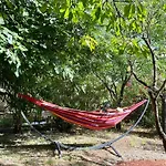 L'oustaloise - Et Table D'hotes Pres De Beziers- Alex Est Cuisinier De Metier- Piscine Avec Transats Et Parasols Terrasse Parking Prive Et Garage A Velos Motos- Labellisee Accueil Velo Et Vignoble Et Decouverte 3* Faugeres (Herault)
