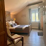 L'oustaloise - Et Table D'hotes Pres De Beziers- Alex Est Cuisinier De Metier- Piscine Avec Transats Et Parasols Terrasse Parking Prive Et Garage A Velos Motos- Labellisee Accueil Velo Et Vignoble Et Decouverte 3* Faugeres (Herault)