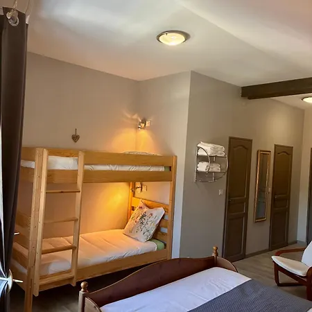 Bed & Breakfast L'oustaloise - Et Table D'hotes Pres De Beziers- Alex Est Cuisinier De Metier- Piscine Avec Transats Et Parasols Terrasse Parking Prive Et Garage A Velos Motos- Labellisee Accueil Velo Et Vignoble Et Decouverte