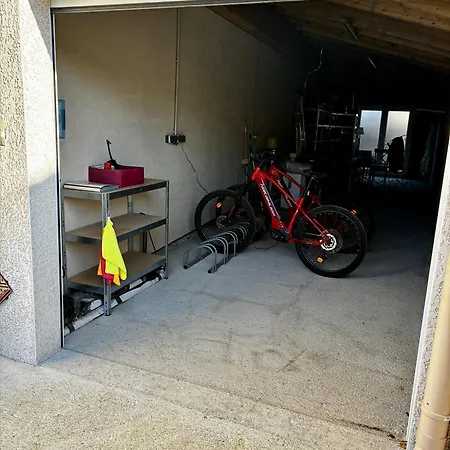L'oustaloise - Et Table D'hotes Pres De Beziers- Alex Est Cuisinier De Metier- Piscine Avec Transats Et Parasols Terrasse Parking Prive Et Garage A Velos Motos- Labellisee Accueil Velo Et Vignoble Et Decouverte Panzió