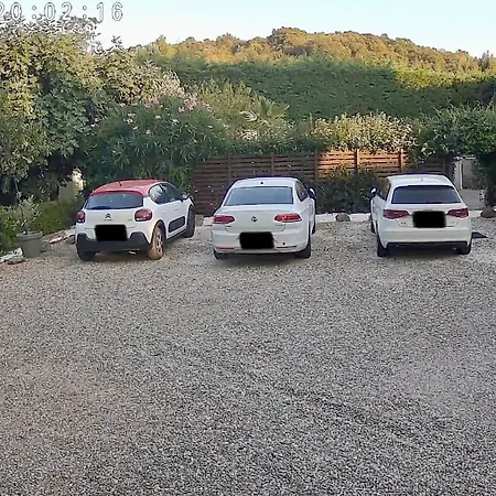 L'oustaloise - Et Table D'hotes Pres De Beziers- Alex Est Cuisinier De Metier- Piscine Avec Transats Et Parasols Terrasse Parking Prive Et Garage A Velos Motos- Labellisee Accueil Velo Et Vignoble Et Decouverte 3*