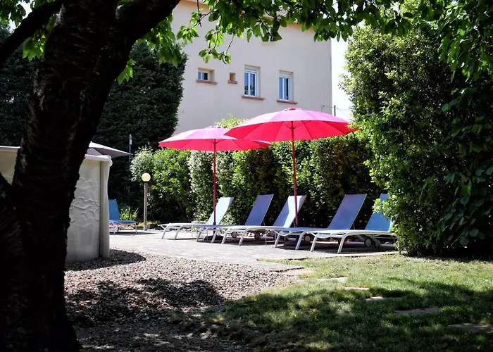 L'oustaloise - Et Table D'hotes Pres De Beziers- Alex Est Cuisinier De Metier- Piscine Avec Transats Et Parasols Terrasse Parking Prive Et Garage A Velos- Labellisee Accueil Velo Et Vignoble Et Decouverte 3* Faugères
