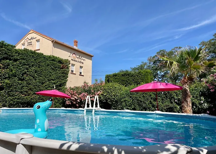 L'oustaloise - Et Table D'hotes Pres De Beziers- Alex Est Cuisinier De Metier- Piscine Avec Transats Et Parasols Terrasse Parking Prive Et Garage A Velos- Labellisee Accueil Velo Et Vignoble Et Decouverte לינה וארוחת בוקר Faugères